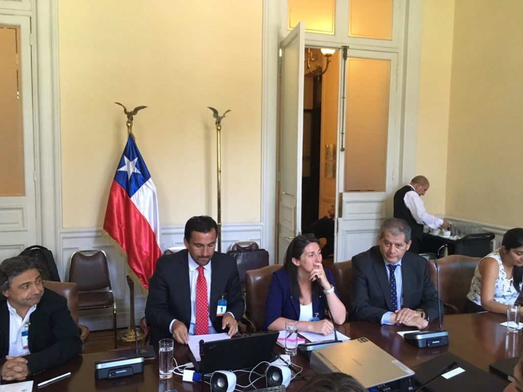 educacion-emocional-en-las-escuelas-el-proyecto-de-ley-que-impulsa-la-fundacion-liderazgo-chile-para-sanar-la-sociedad