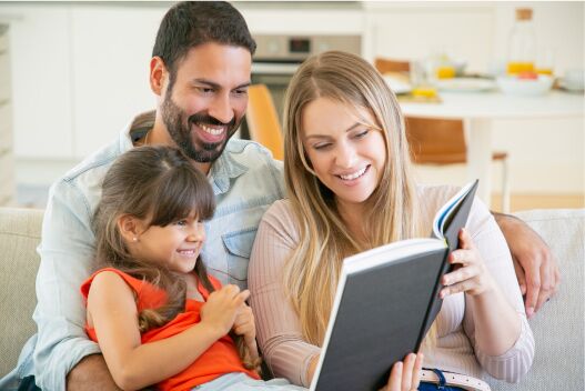 padres enseñando inteligencia emocional
